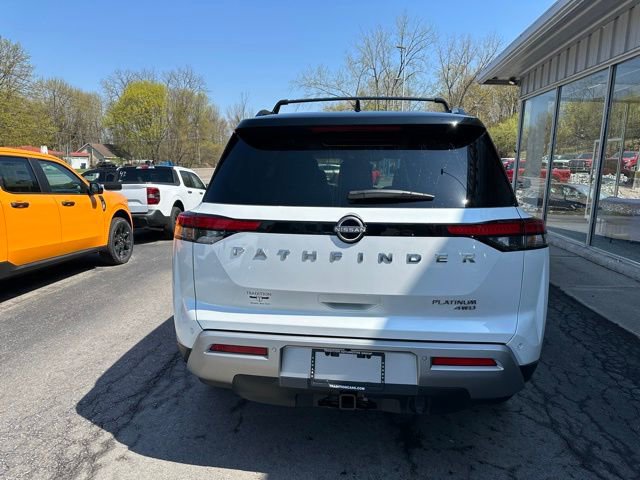 Used 2025 Nissan Pathfinder Platinum AWD/4WD image 4