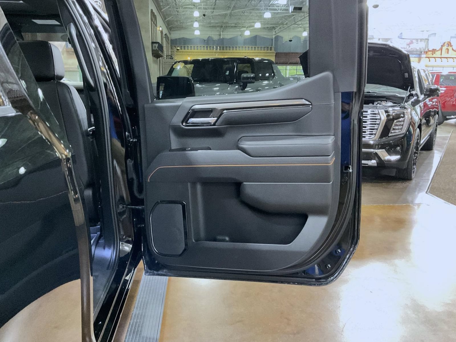 Used 2026 GMC Sierra 1500 AT4 w/ AT4 Premium Package AWD/4WD image 17