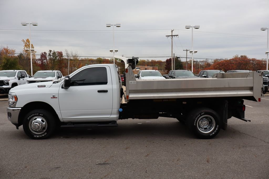 Used 2024 RAM 3500 Tradesman image 33
