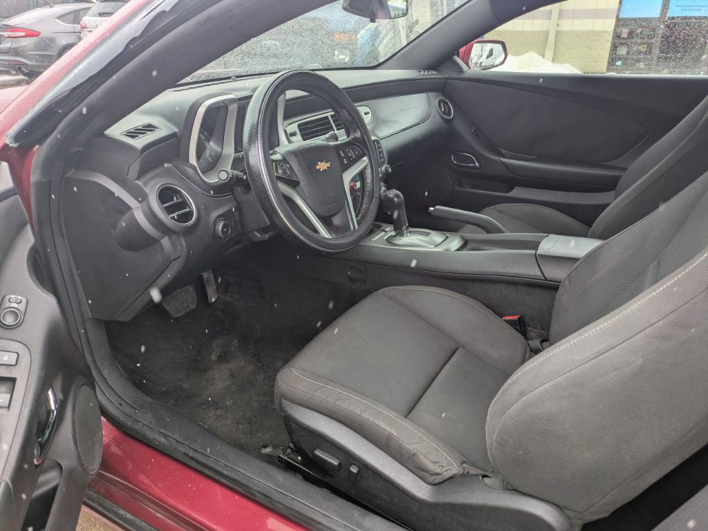 Used 2015 Chevrolet Camaro LT w/ RS Package image 9