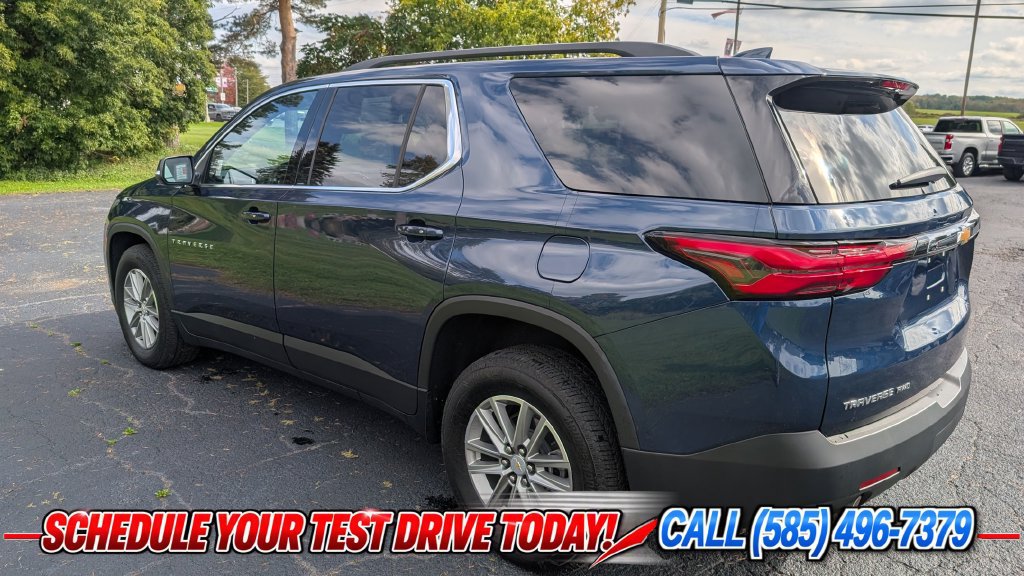 Used 2023 Chevrolet Traverse LT AWD/4WD image 4