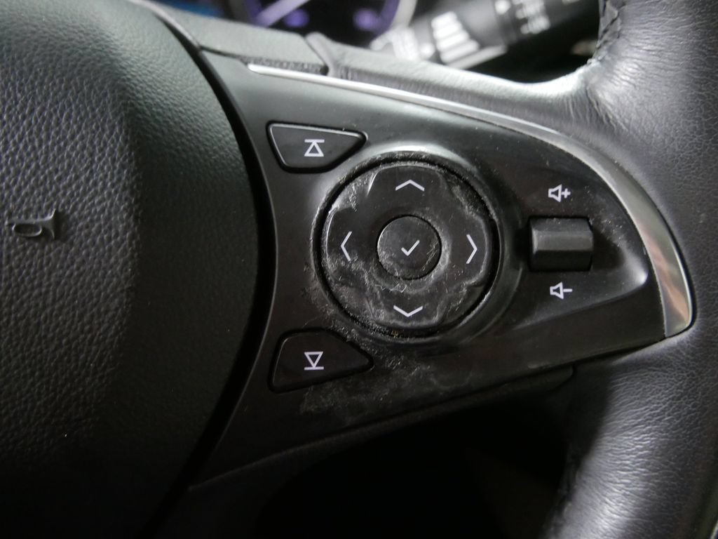 Used 2019 Buick Enclave Premium w/ Experience Buick Package AWD/4WD image 24