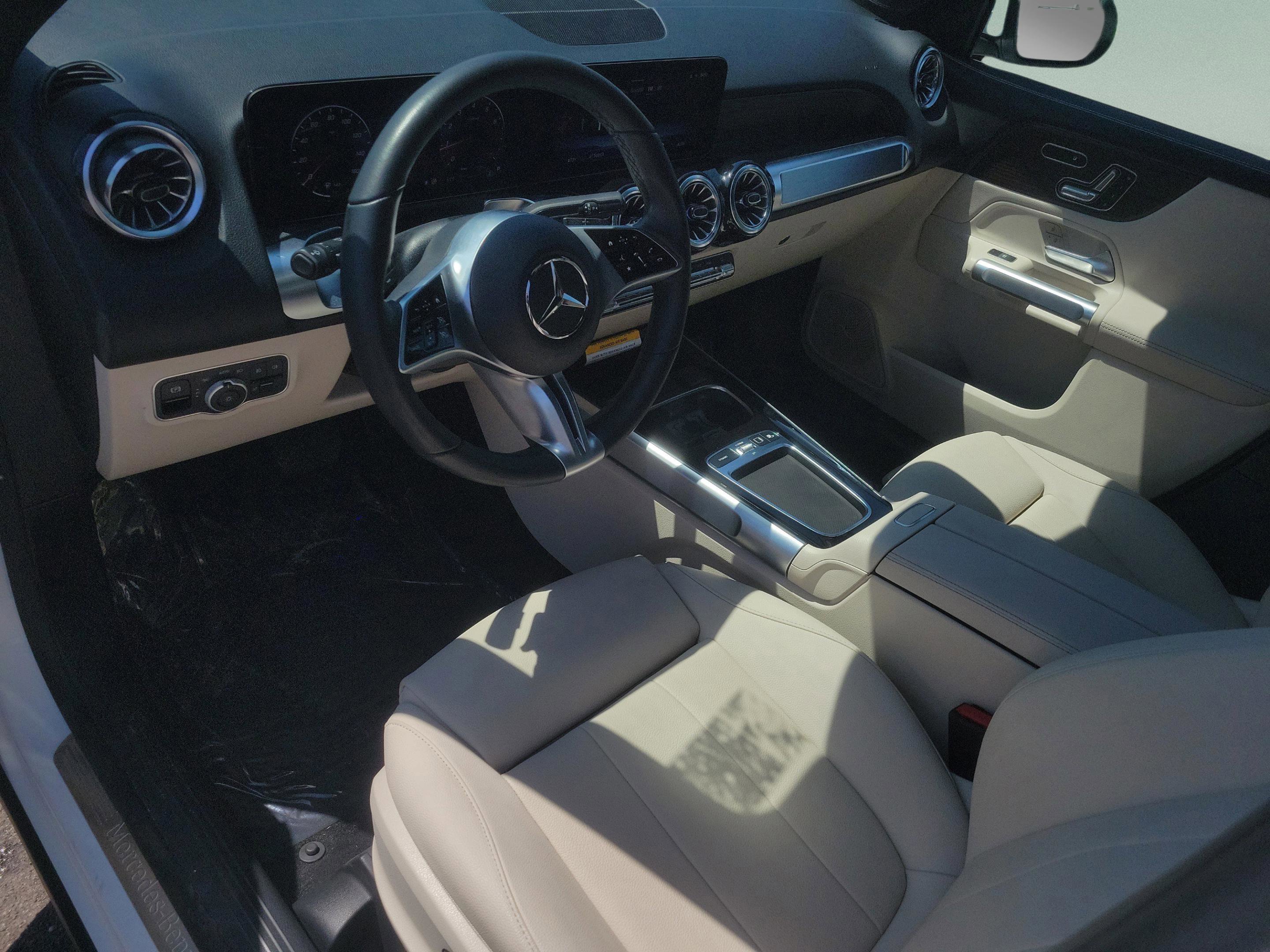 Certified 2026 Mercedes-Benz GLB 250 image 25