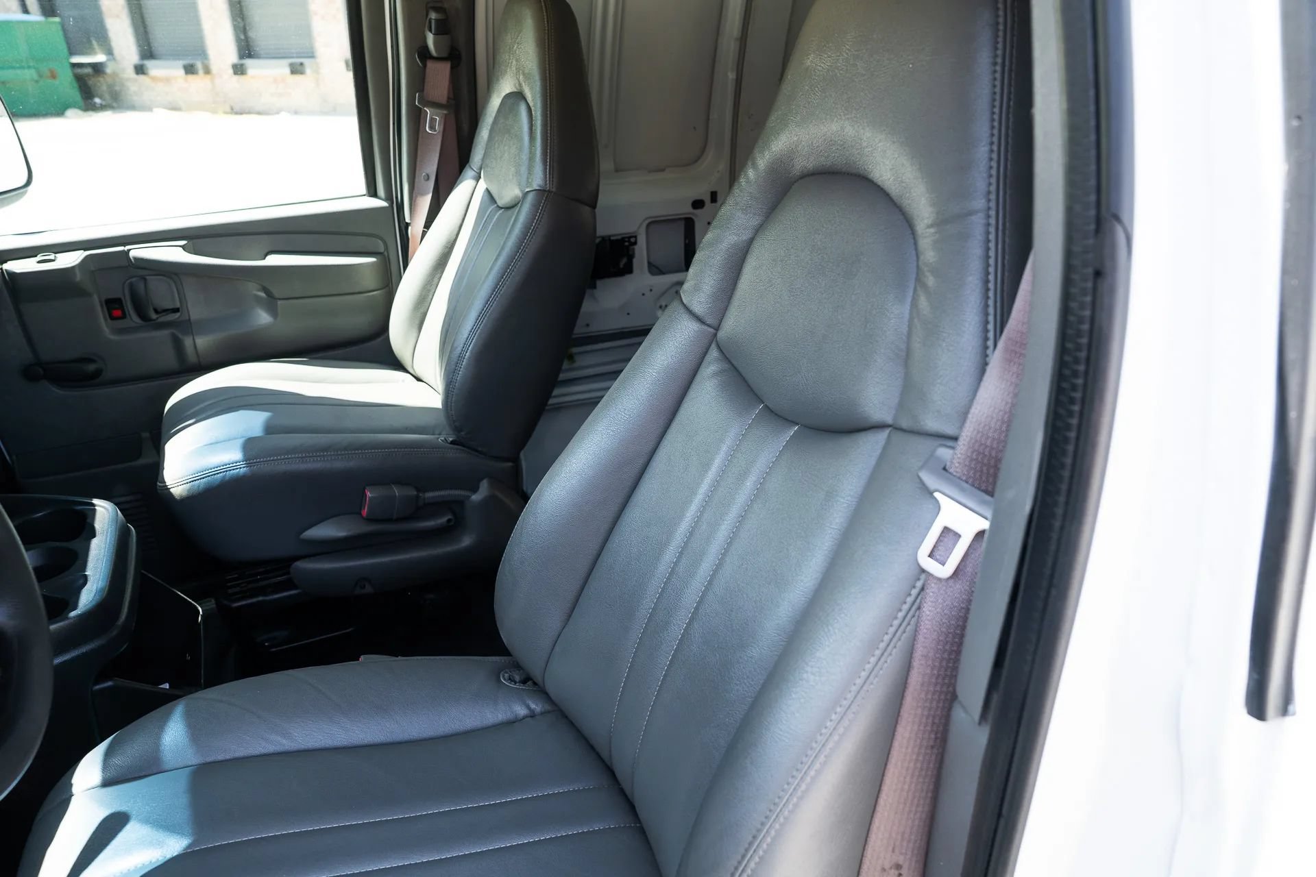 Used 2007 Chevrolet Express 1500 RWD image 20