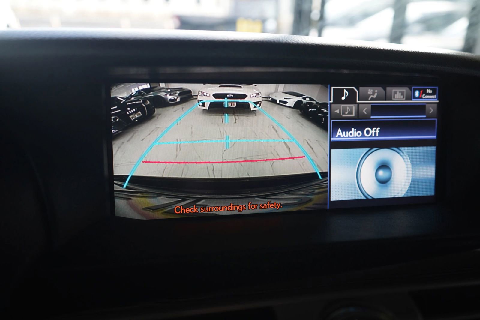Used 2014 Lexus LS 460 RWD image 24