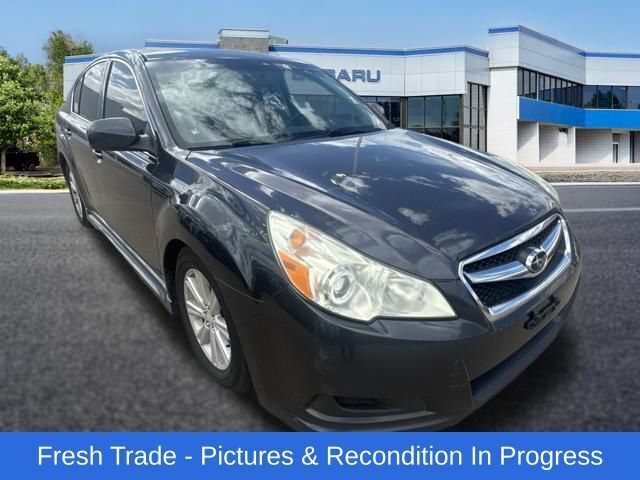 Used 2010 Subaru Legacy 2.5i Premium AWD/4WD image 8