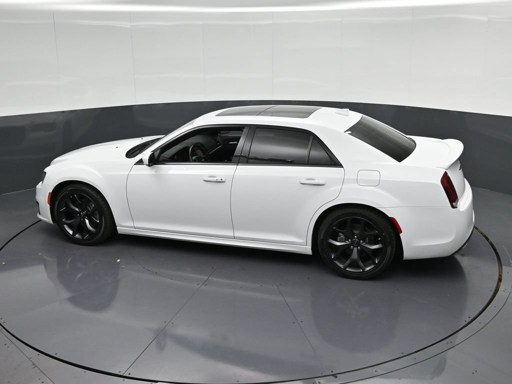 Used 2023 Chrysler 300 S w/ Comfort Group RWD image 25