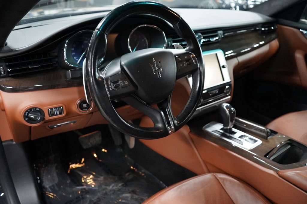 Used 2014 Maserati Quattroporte GTS RWD image 10