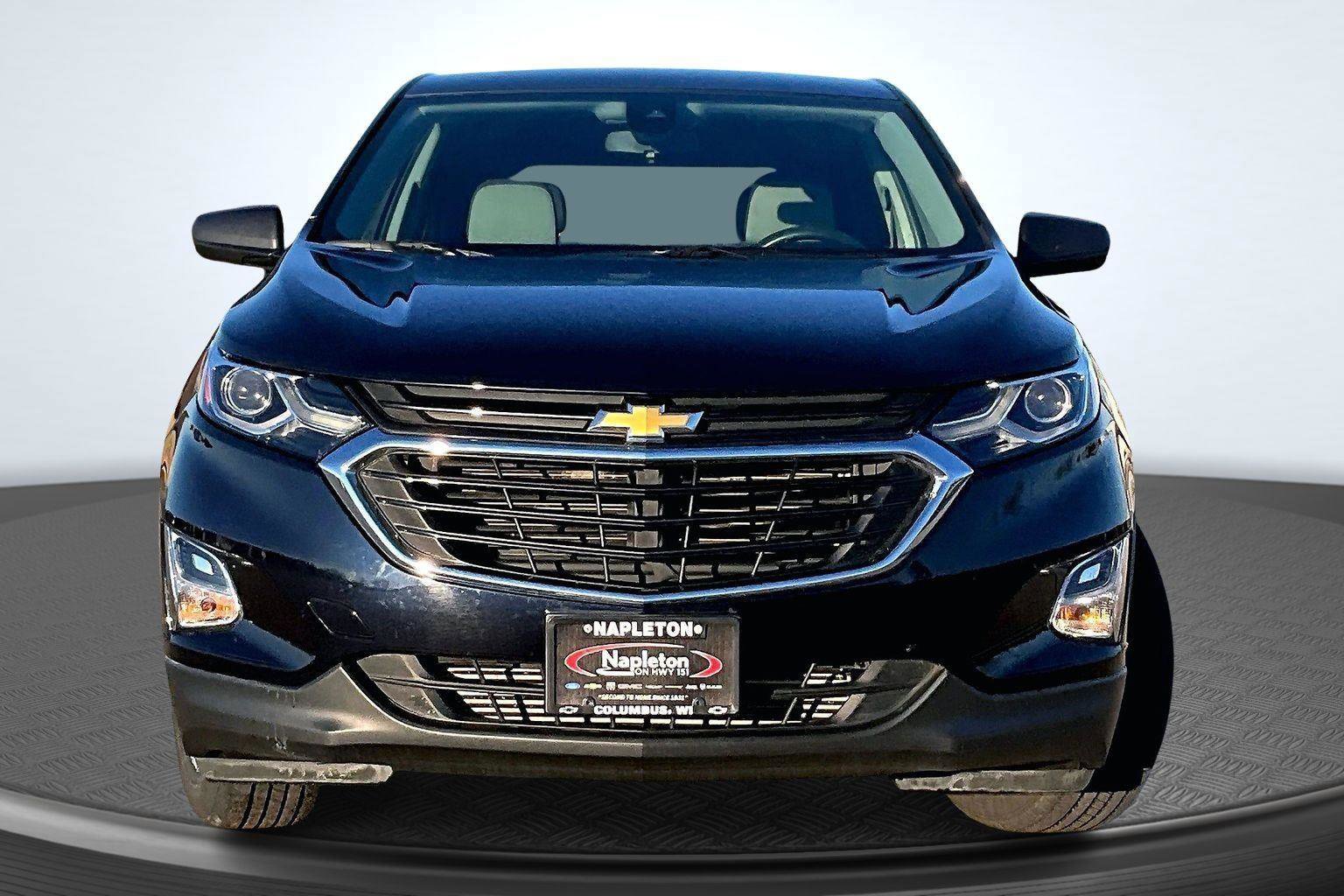 Used 2020 Chevrolet Equinox LS w/ LS Convenience Package image 3