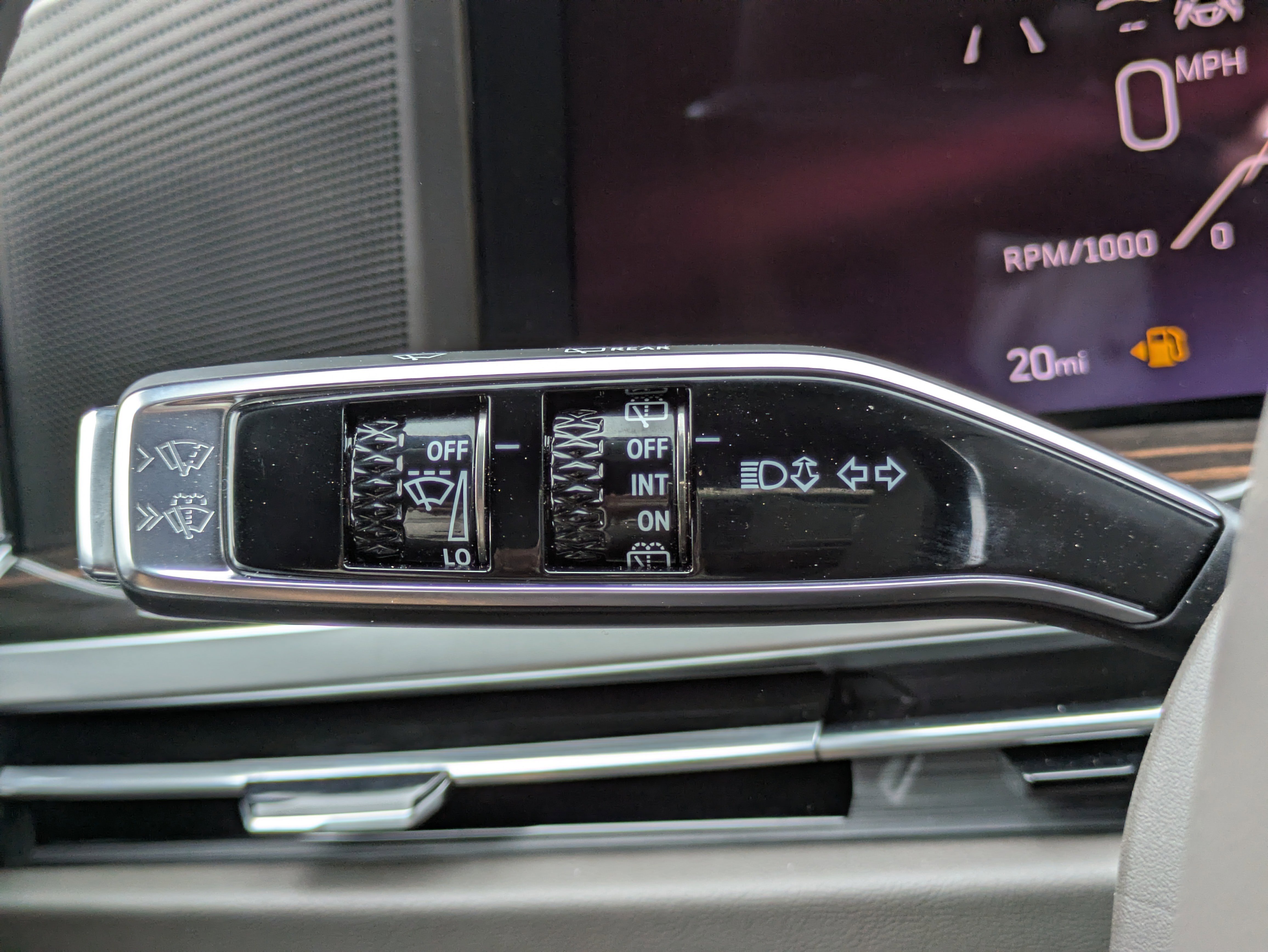 New 2026 Cadillac Escalade Luxury RWD image 21