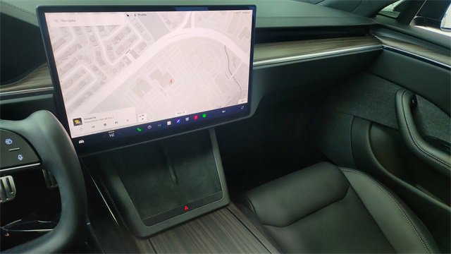 Used 2023 Tesla Model S Standard Range image 41