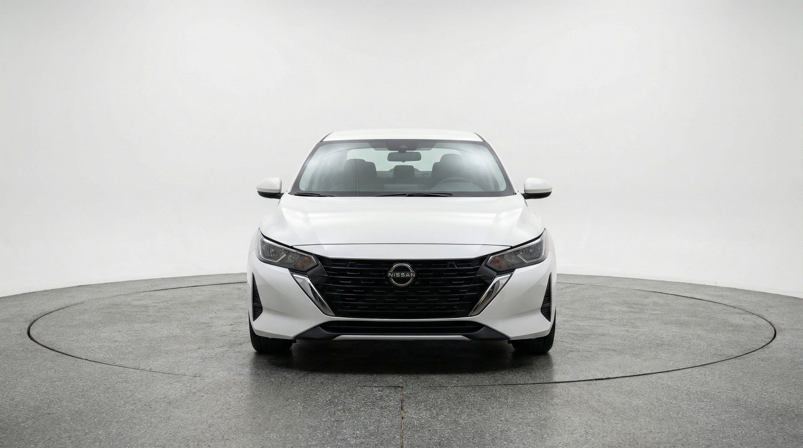 Used 2025 Nissan Sentra S image 2