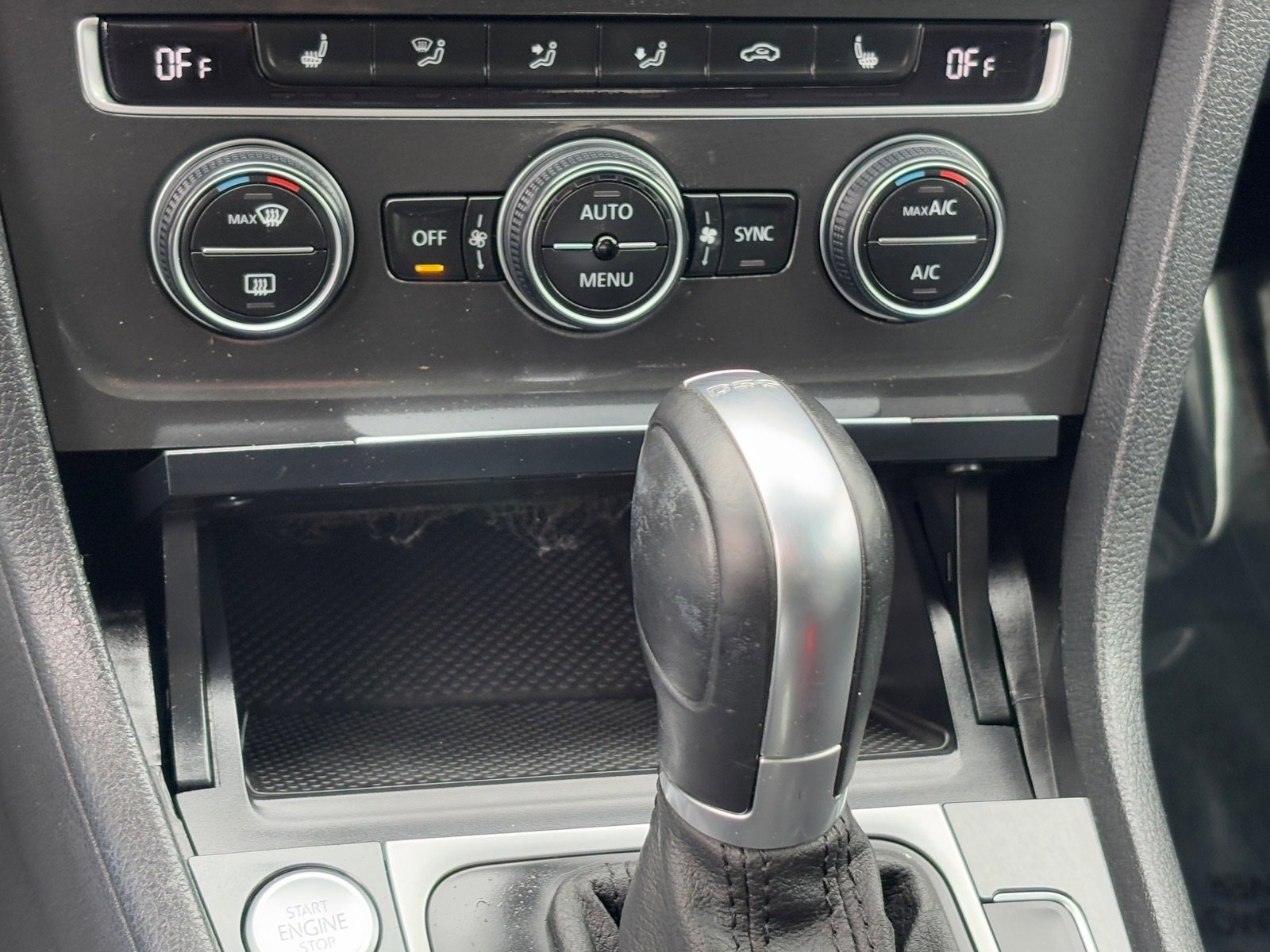 Used 2019 Volkswagen Golf S image 26