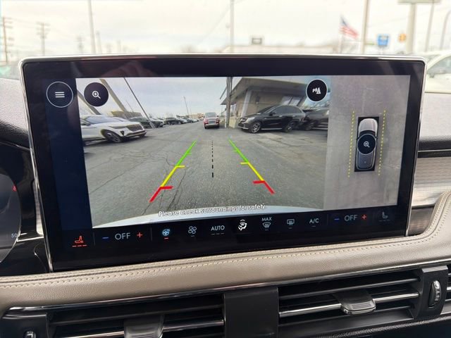 Used 2024 Lincoln Corsair AWD w/ Equipment Group 101A image 25