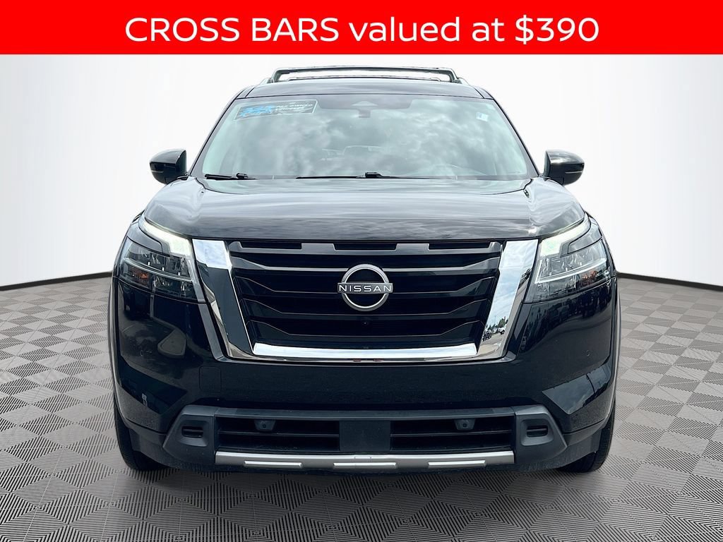 Used 2023 Nissan Pathfinder SL FWD image 2
