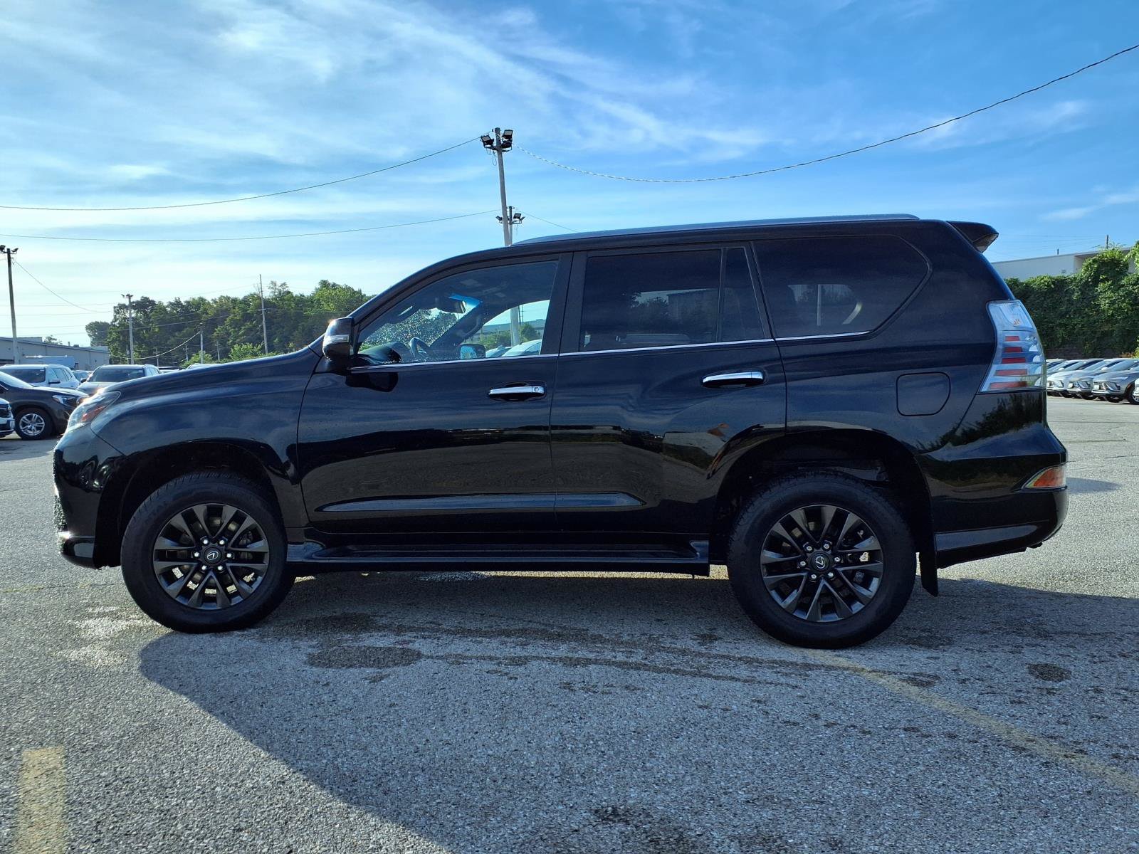 Used 2021 Lexus GX 460 Premium w/ Premium Package AWD/4WD image 38