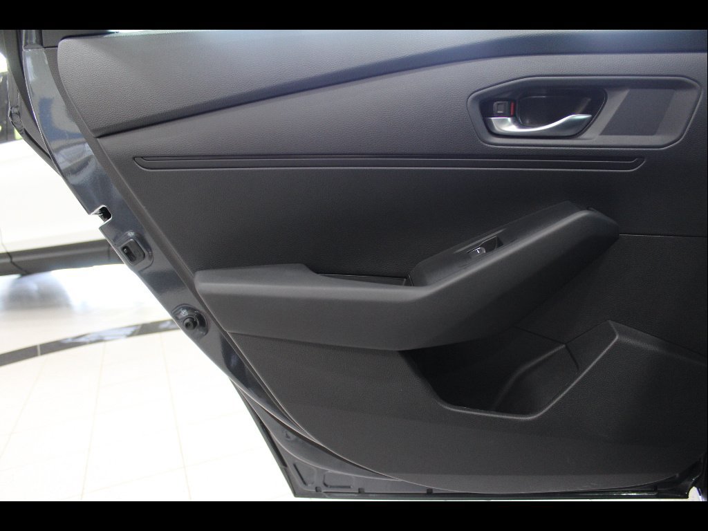 Certified 2025 Honda Accord SE image 18