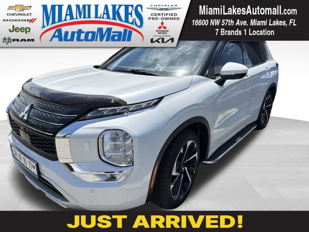 Used 2024 Mitsubishi Outlander SEL
