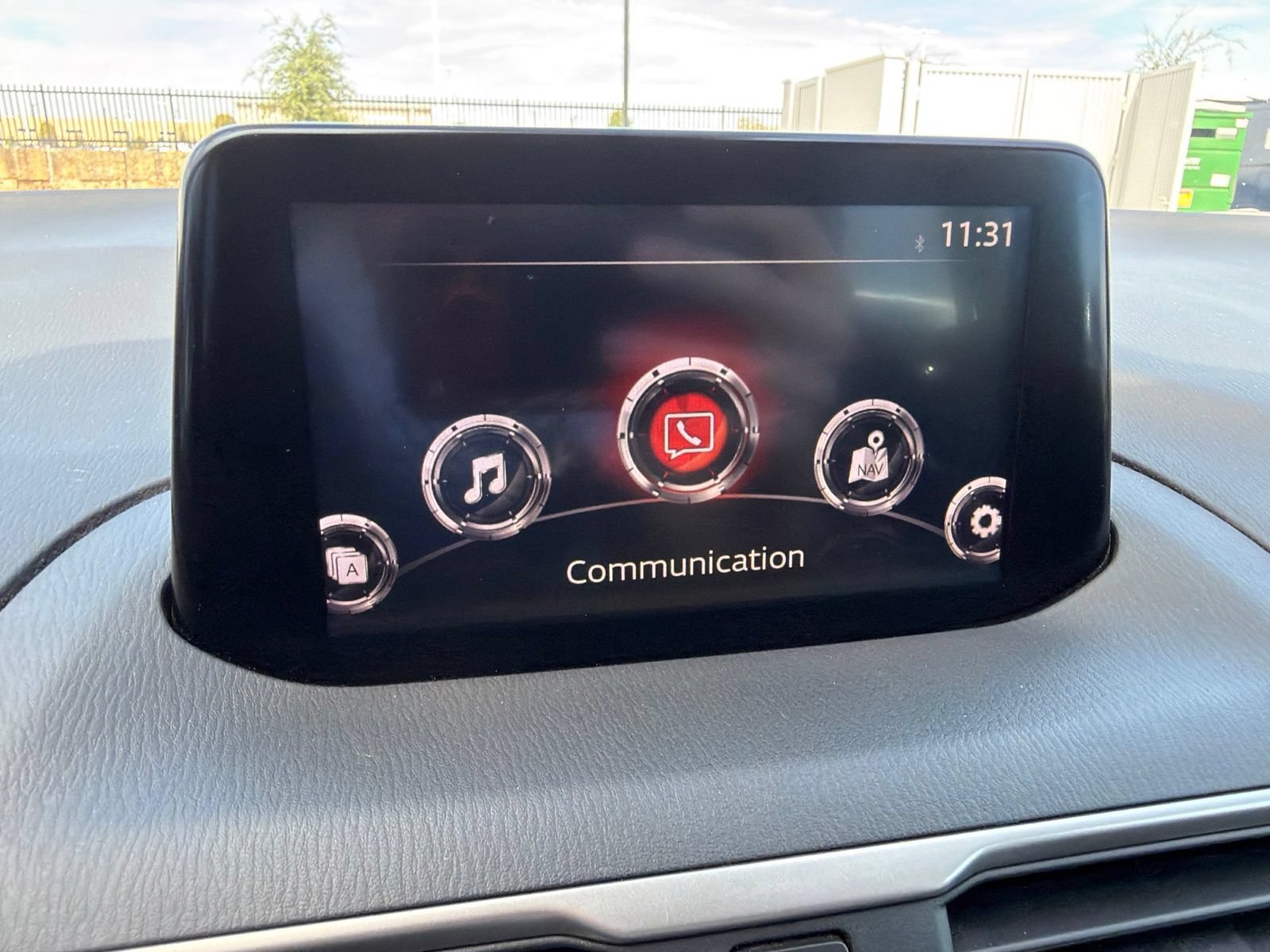Used 2018 MAZDA MAZDA3 Touring FWD image 22