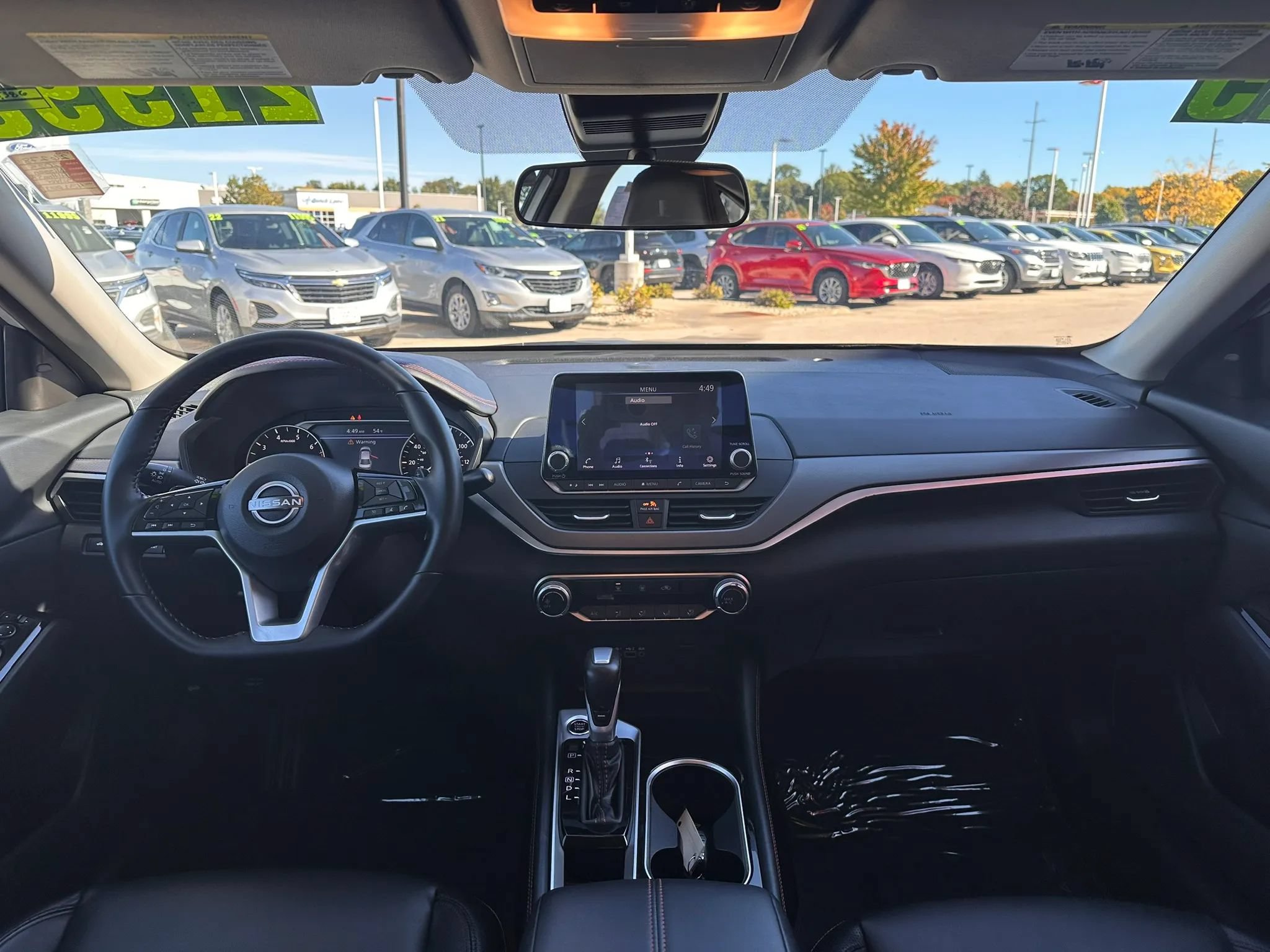 Used 2025 Nissan Altima 2.5 SR FWD image 13