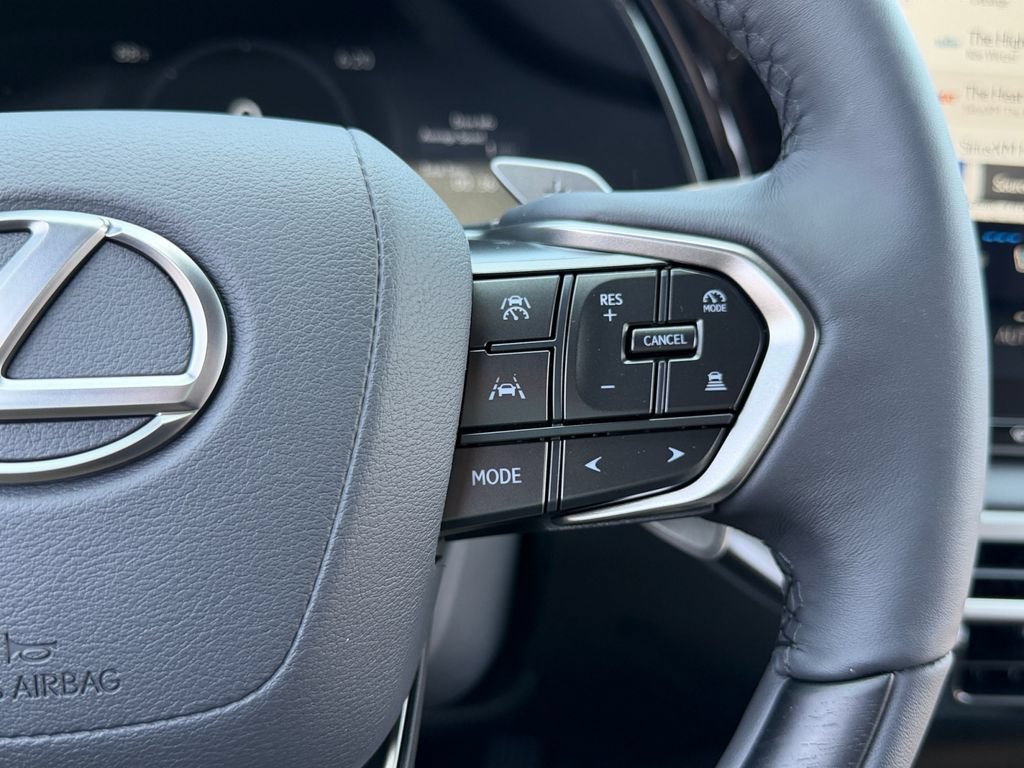 New 2026 Lexus RX 350h AWD/4WD image 15