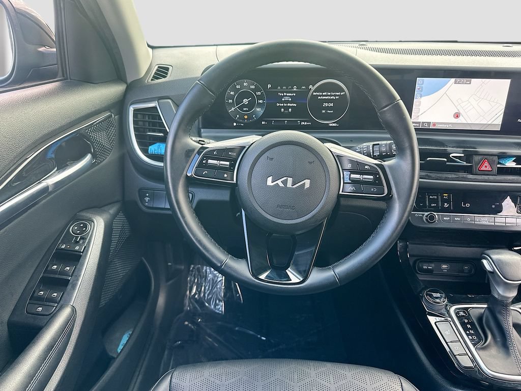 Certified 2024 Kia Seltos EX FWD image 22