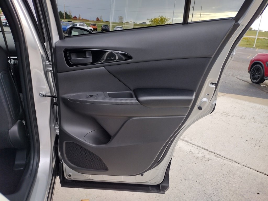 New 2026 Mitsubishi Eclipse Cross ES image 29