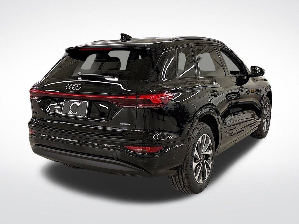 New 2025 Audi Q6 e-tron Premium image 5