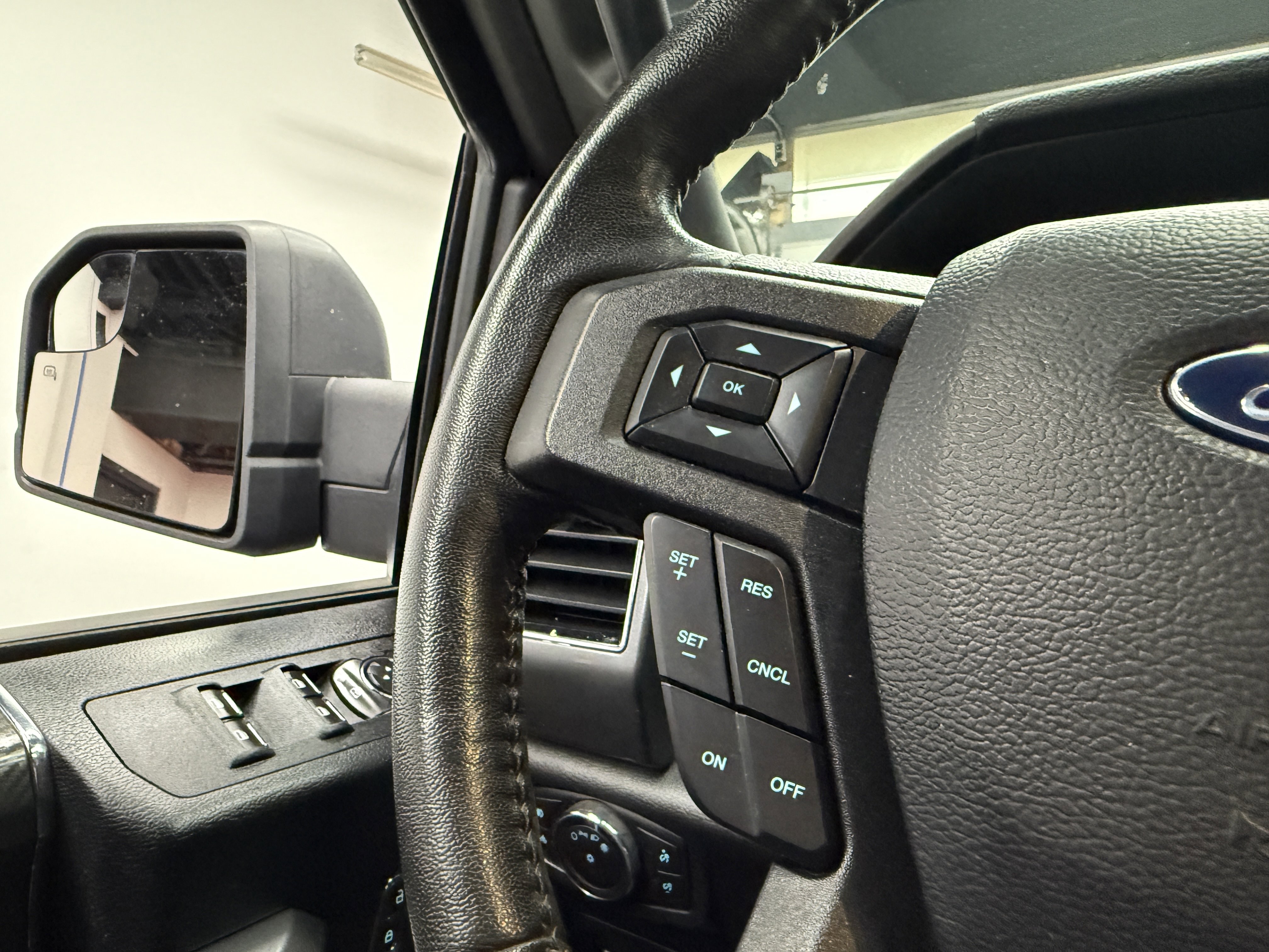 Used 2018 Ford F150 XLT w/ Equipment Group 302A Luxury image 13