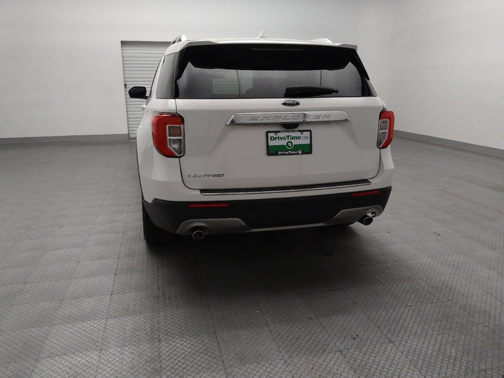 Used 2021 Ford Explorer Limited w/ Equipment Group 301A RWD image 6