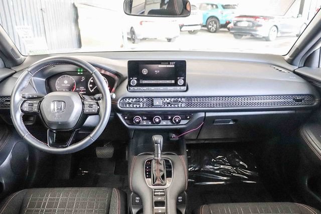 Certified 2025 Honda HR-V Sport image 14