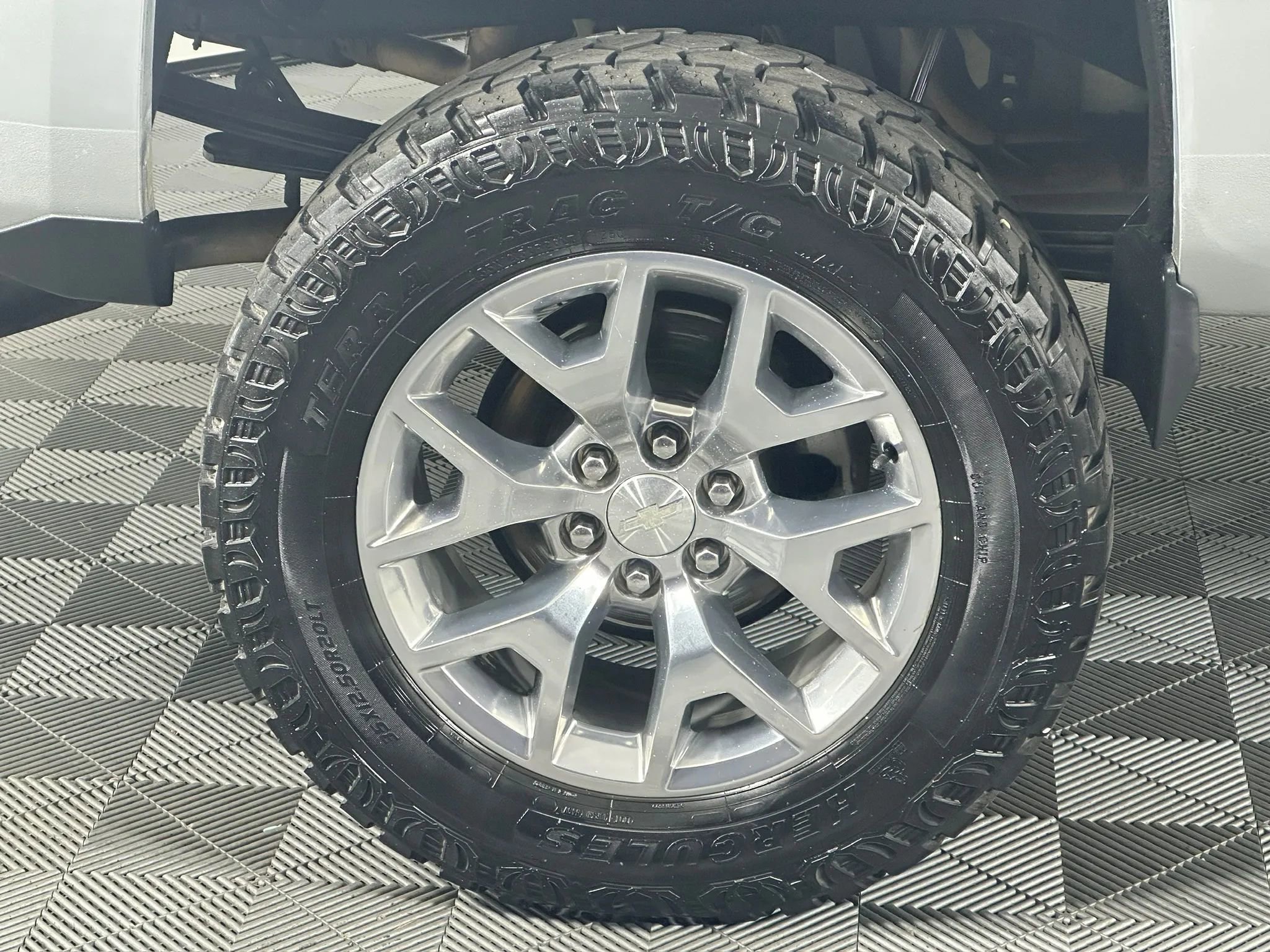 Used 2016 Chevrolet Silverado 1500 LTZ Z71 w/ LTZ Plus Package image 19