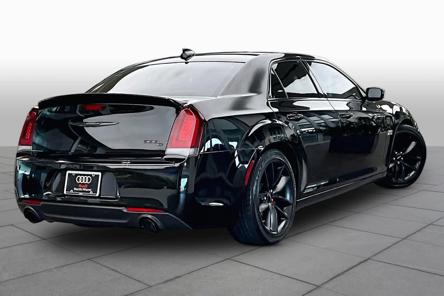 Used 2023 Chrysler 300 C RWD image 13