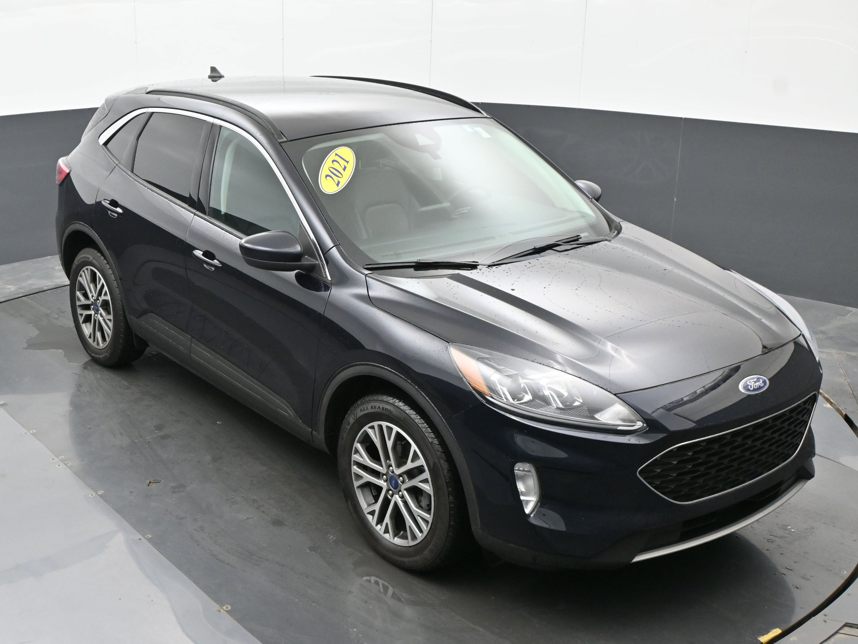 Used 2021 Ford Escape SEL image 30