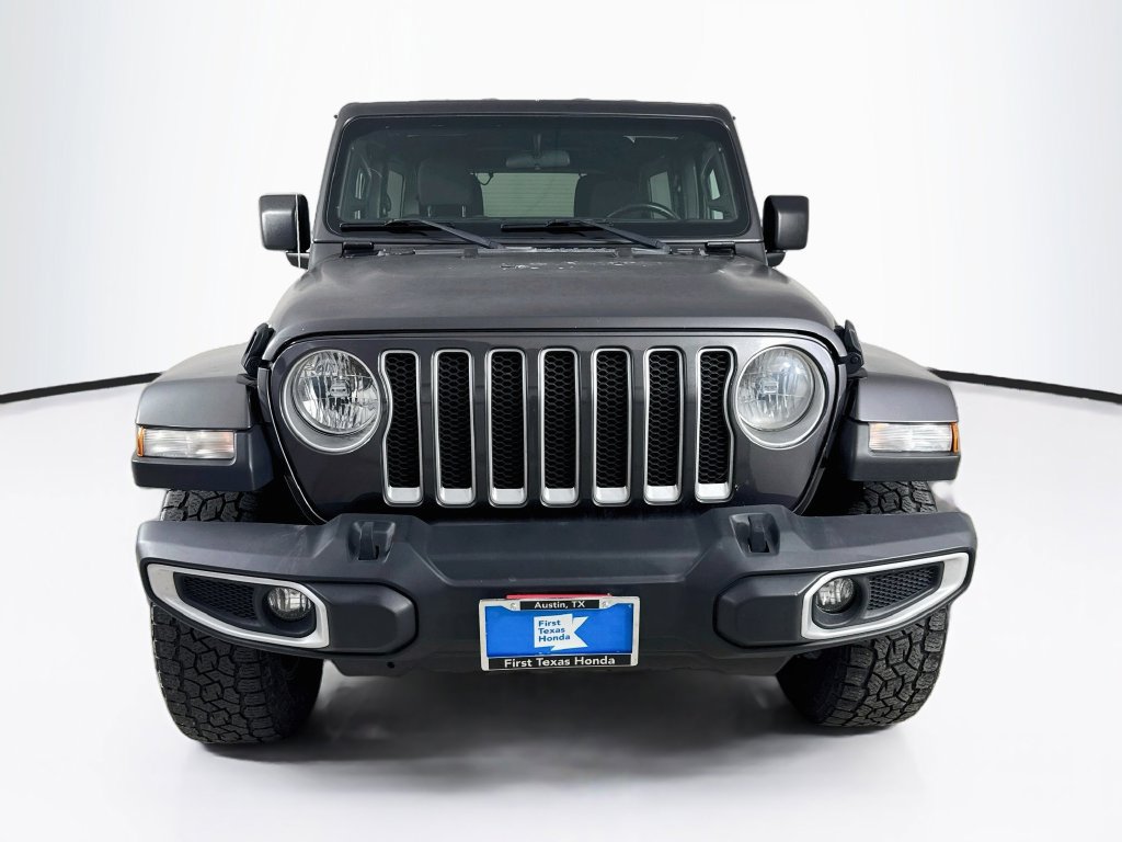 Used 2018 Jeep Wrangler Unlimited Sahara AWD/4WD image 2
