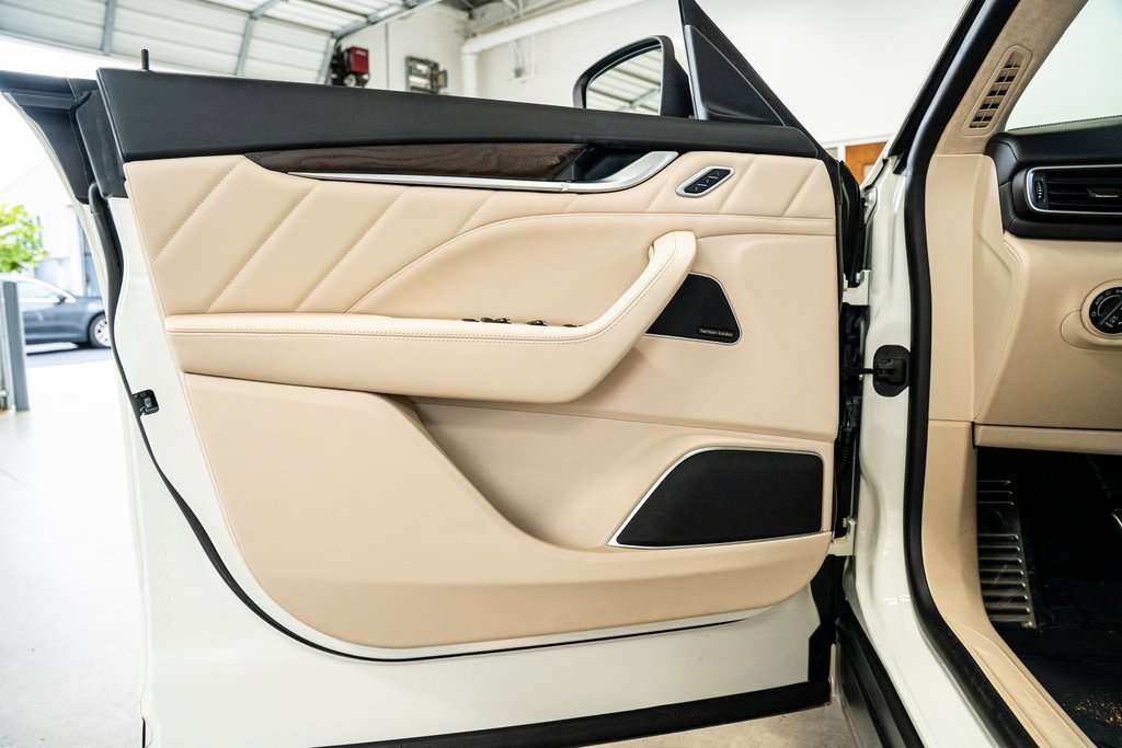 Used 2022 Maserati Levante Modena image 32