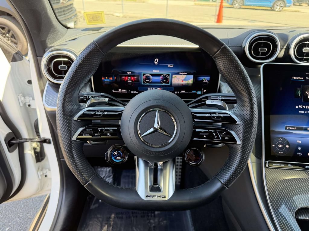 Used 2025 Mercedes-Benz GLC 43 AMG 4MATIC image 25
