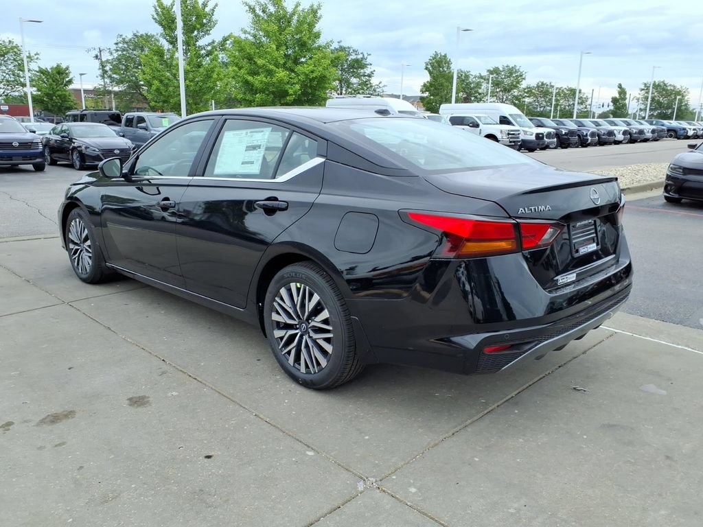 New 2026 Nissan Altima 2.5 SV FWD image 6