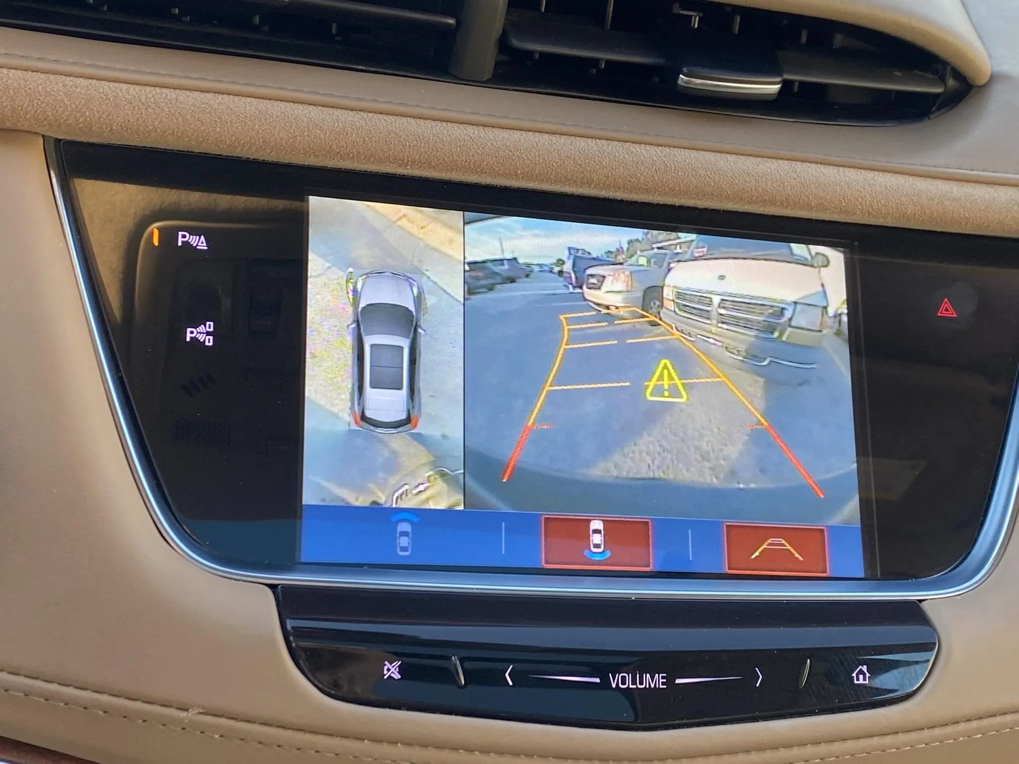 Used 2019 Cadillac XT5 Platinum AWD/4WD image 12