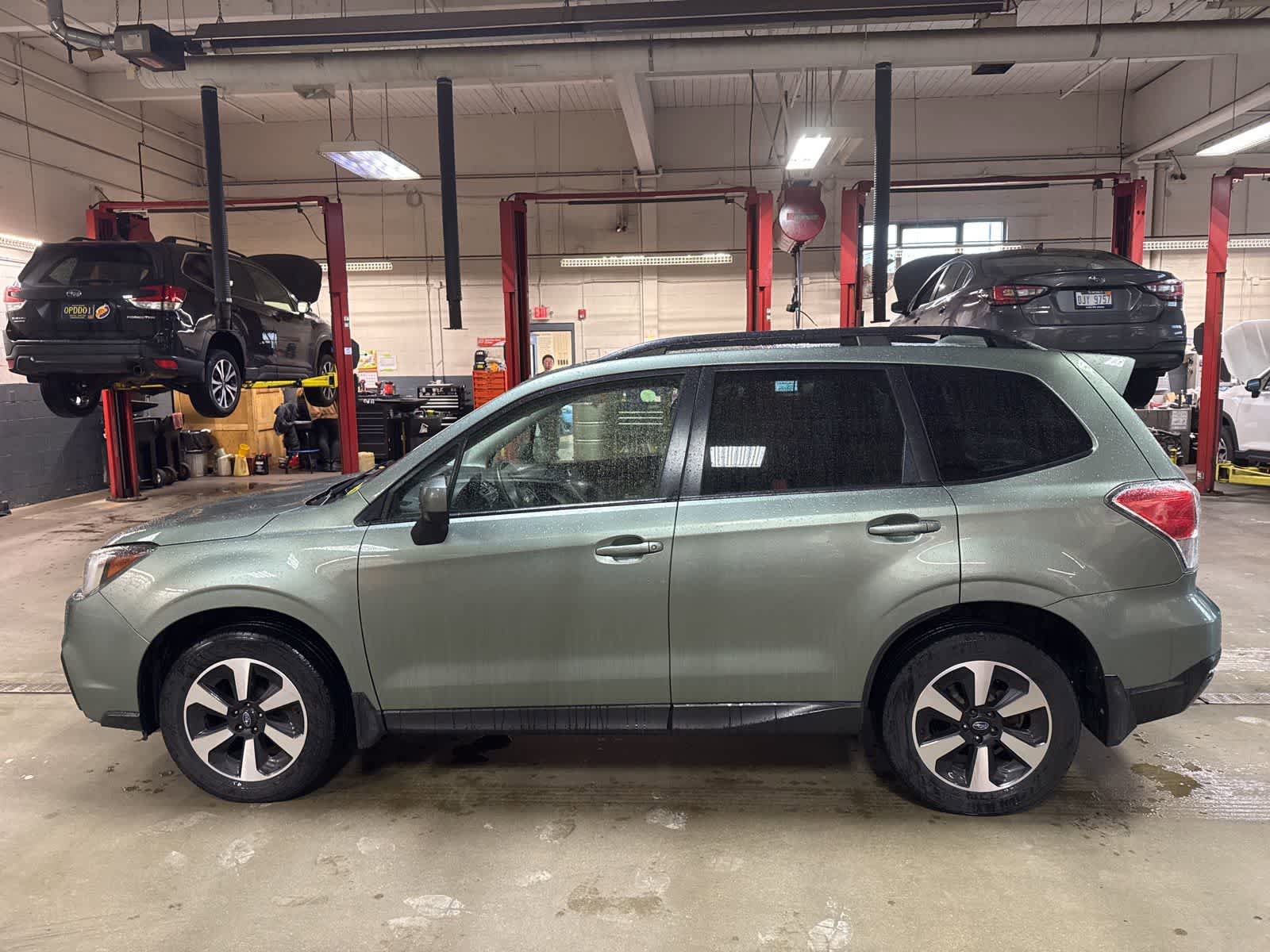 Used 2017 Subaru Forester 2.5i Premium image 12