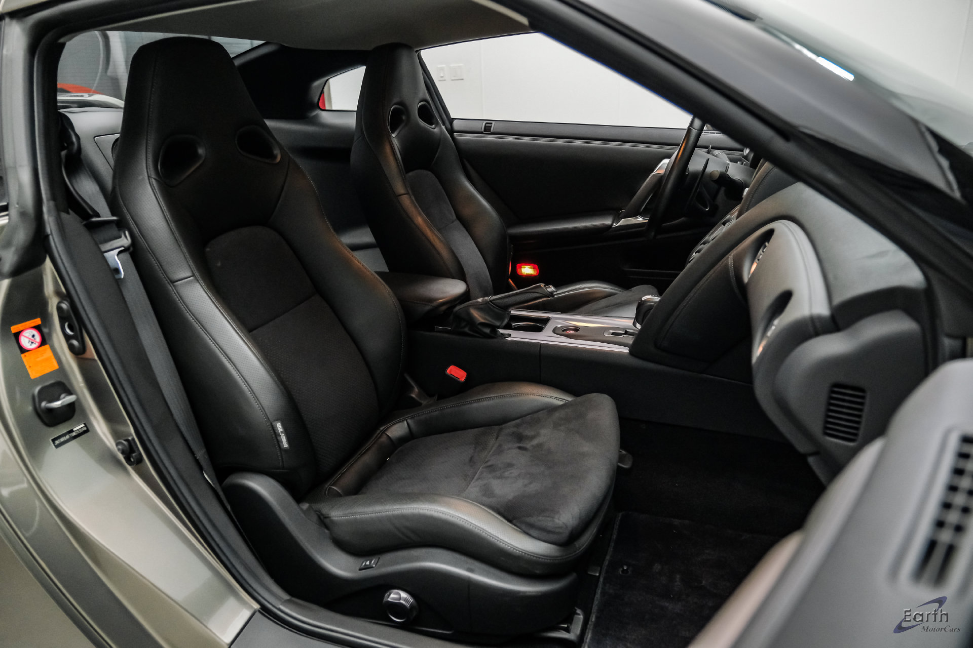 Used 2009 Nissan GT-R Premium AWD/4WD image 60
