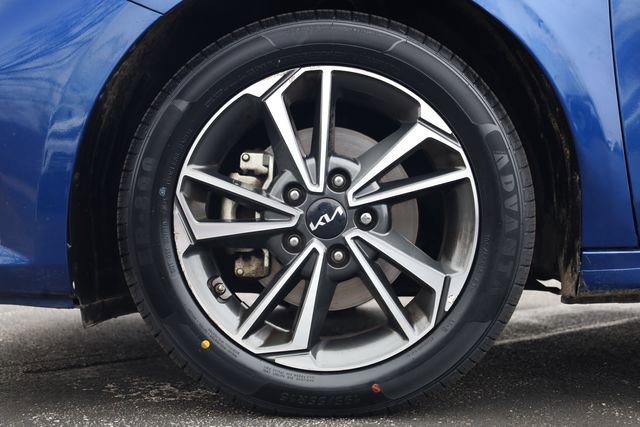 Used 2023 Kia Forte LXS image 8