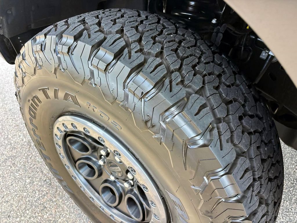 Used 2025 Ford F150 Raptor AWD/4WD image 8