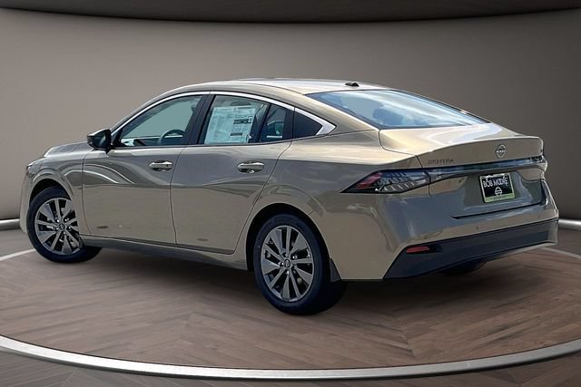 New 2026 Nissan Sentra SL w/ Floor Mat Package FWD image 3
