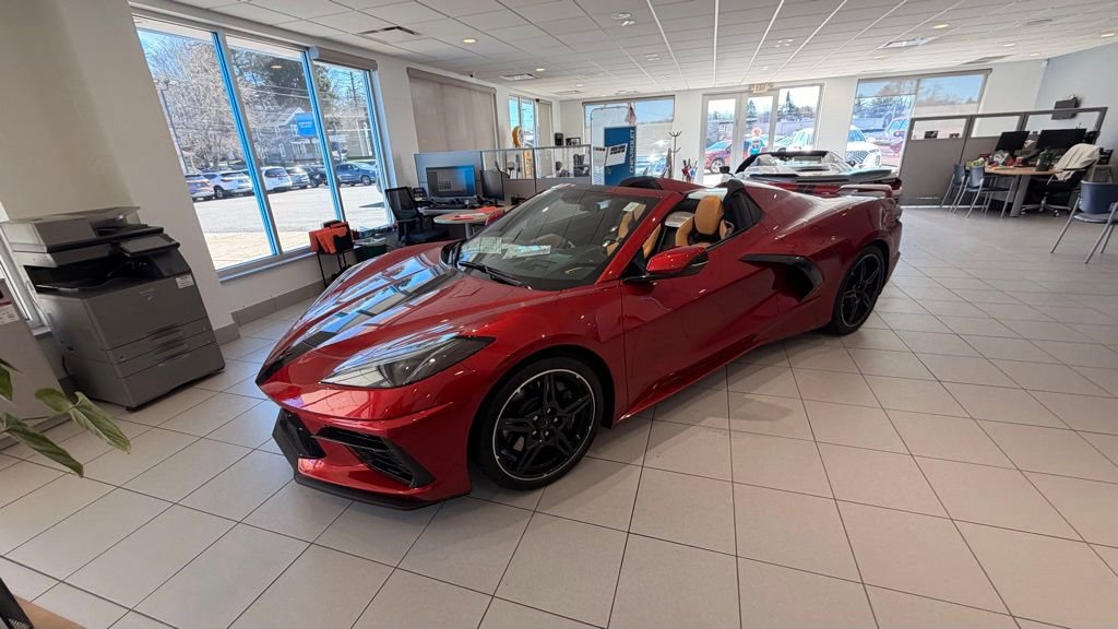 Used 2021 Chevrolet Corvette Stingray Premium Conv w/ Z51 Performance Package image 7