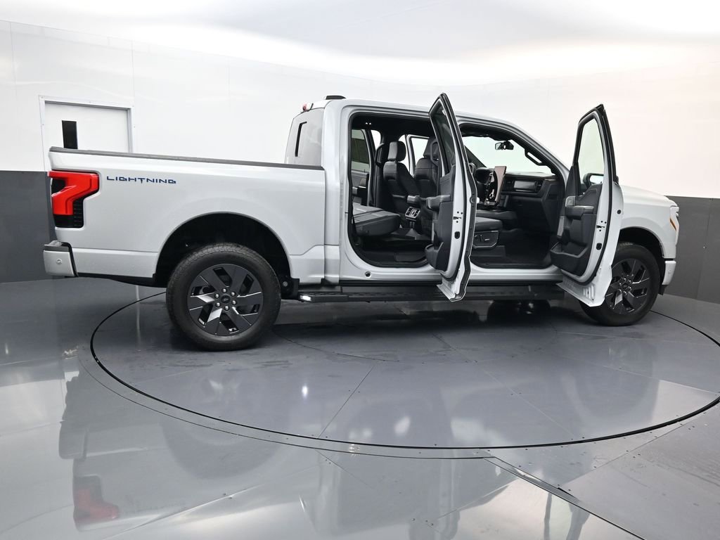 Used 2023 Ford F150 Lightning Lariat w/ Tow Technology Package image 27