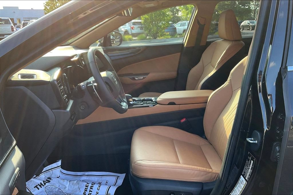 Used 2025 Lexus NX 350 AWD w/ Accessory Package (2T) image 27