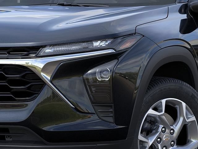 New 2026 Chevrolet Trax LS w/ LS Convenience Package FWD image 10