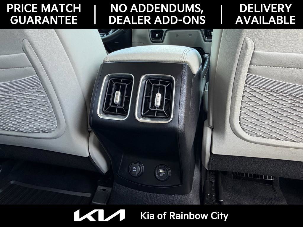 Used 2022 Kia Sorento EX w/ Panoramic Sunroof Package FWD image 25