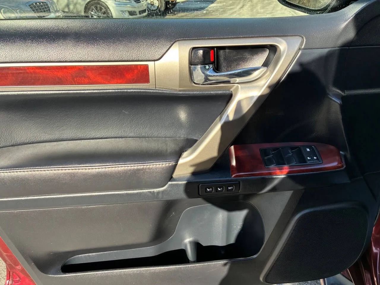 Used 2013 Lexus GX 460 w/ Comfort Plus Pkg image 11